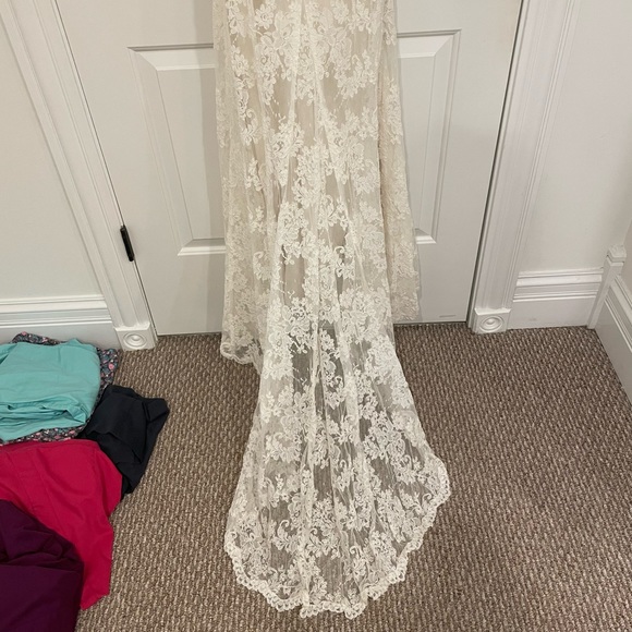 BHLDN/Willowby by Waters Ivory Wedding Dress - Picture 8 of 9
